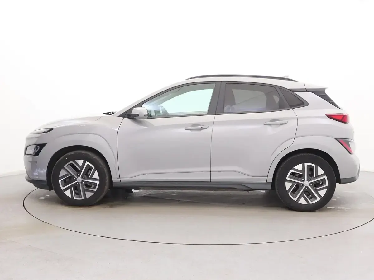Used Hyundai Kona Premium 100 kW (136 HP) 2023 Grey SUV