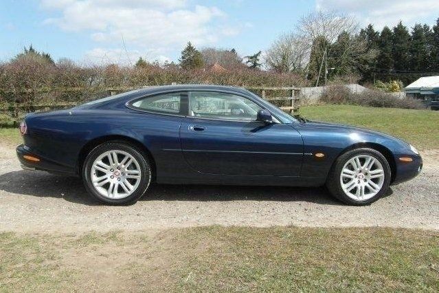 Used Jaguar XKR 370 HP (272 kW) 2001 Coupe