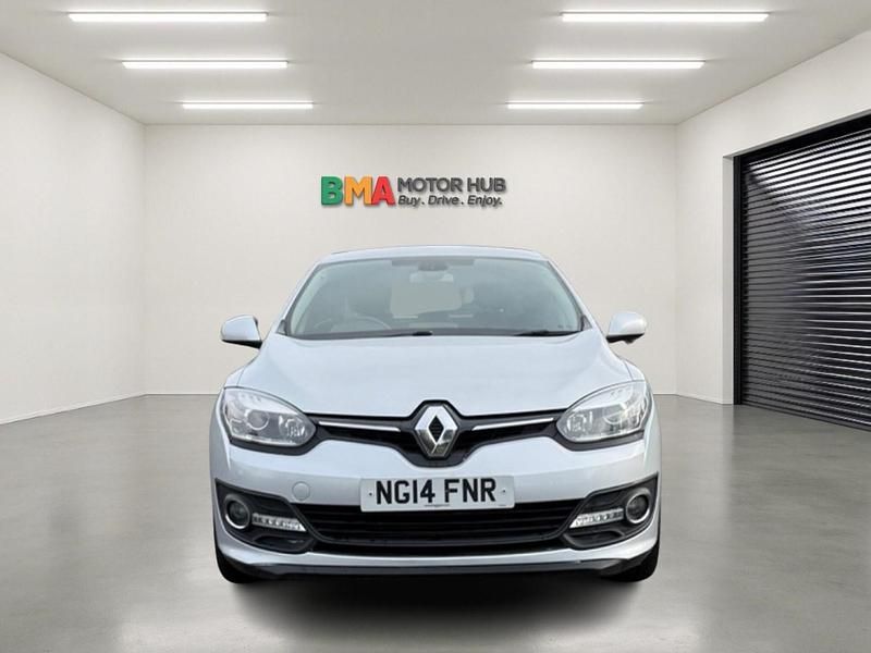 Used Renault Mégane III Dynamique 2014 Silver Hatchback