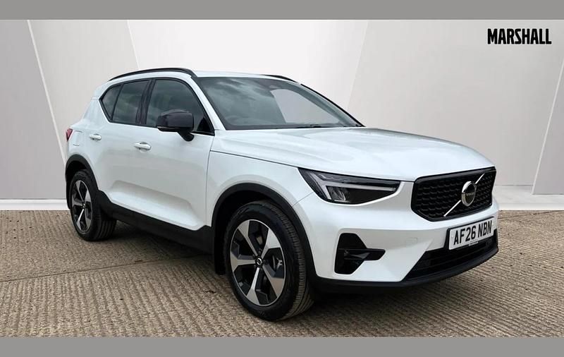 Used Volvo XC40 Plus 161 HP (118 kW) 2026 White SUV