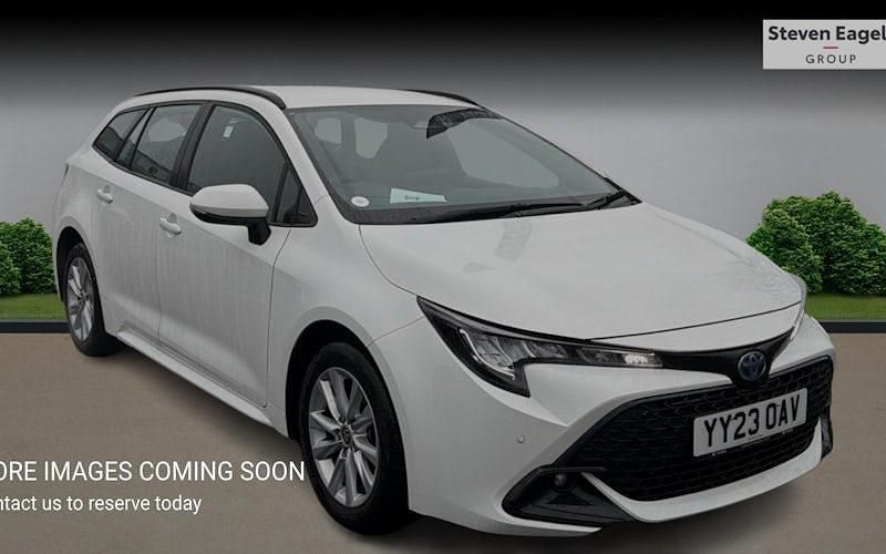 Used 2025 Toyota Corolla Estate | £23,086 (Good price) - Image 1/4
