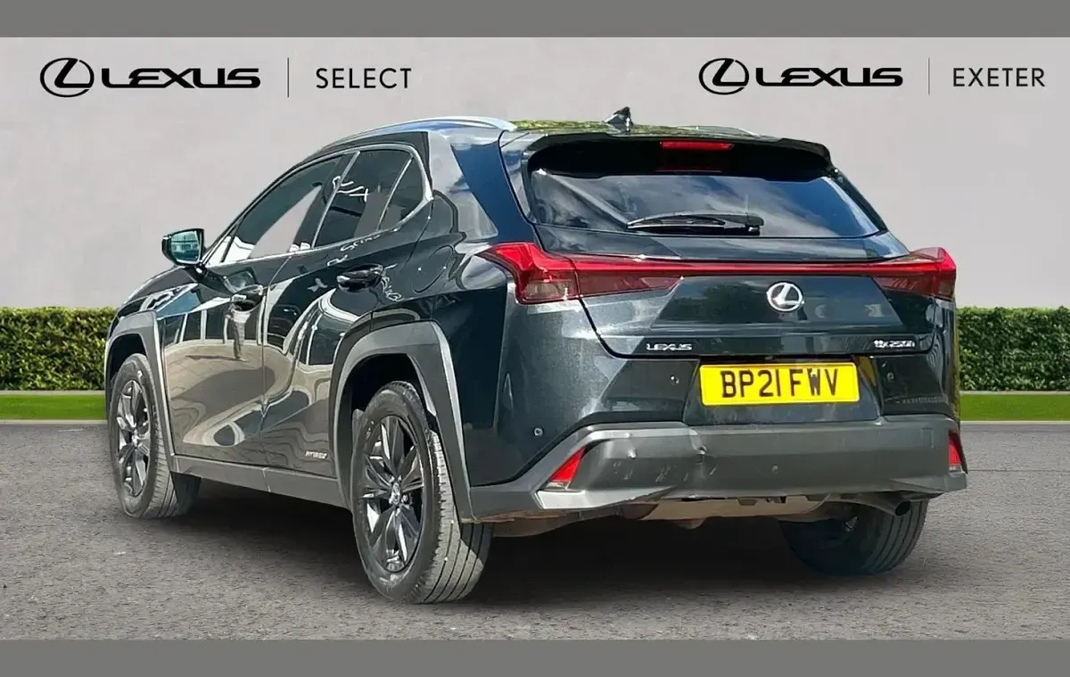 Used Lexus UX 250h 180 HP (132 kW) 2021 Black SUV