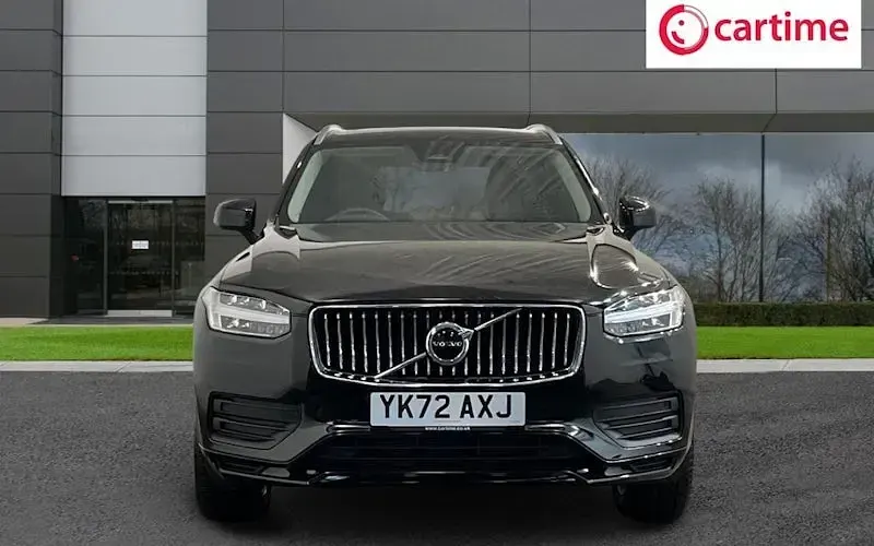 Used Volvo XC90 Core 250 HP (183 kW) 2025 SUV