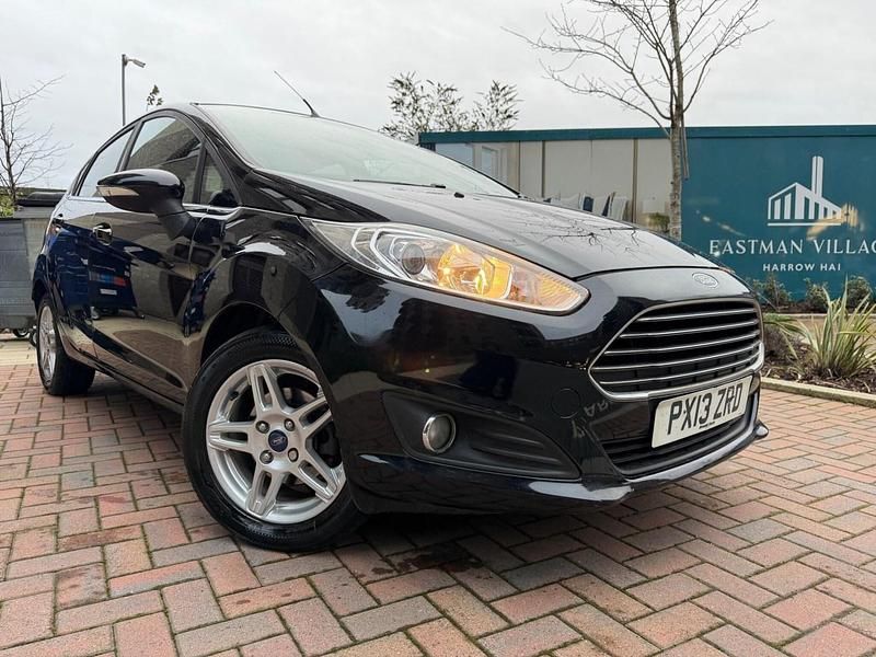 Black Used 2013 Ford Fiesta Zetec Hatchback | £4,495 (Super price) - Image 1/4