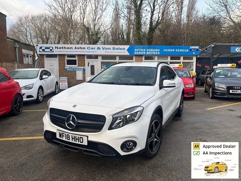 White Used 2018 Mercedes GLA200 SE SUV | £9,500 (Good price) - Image 1/4
