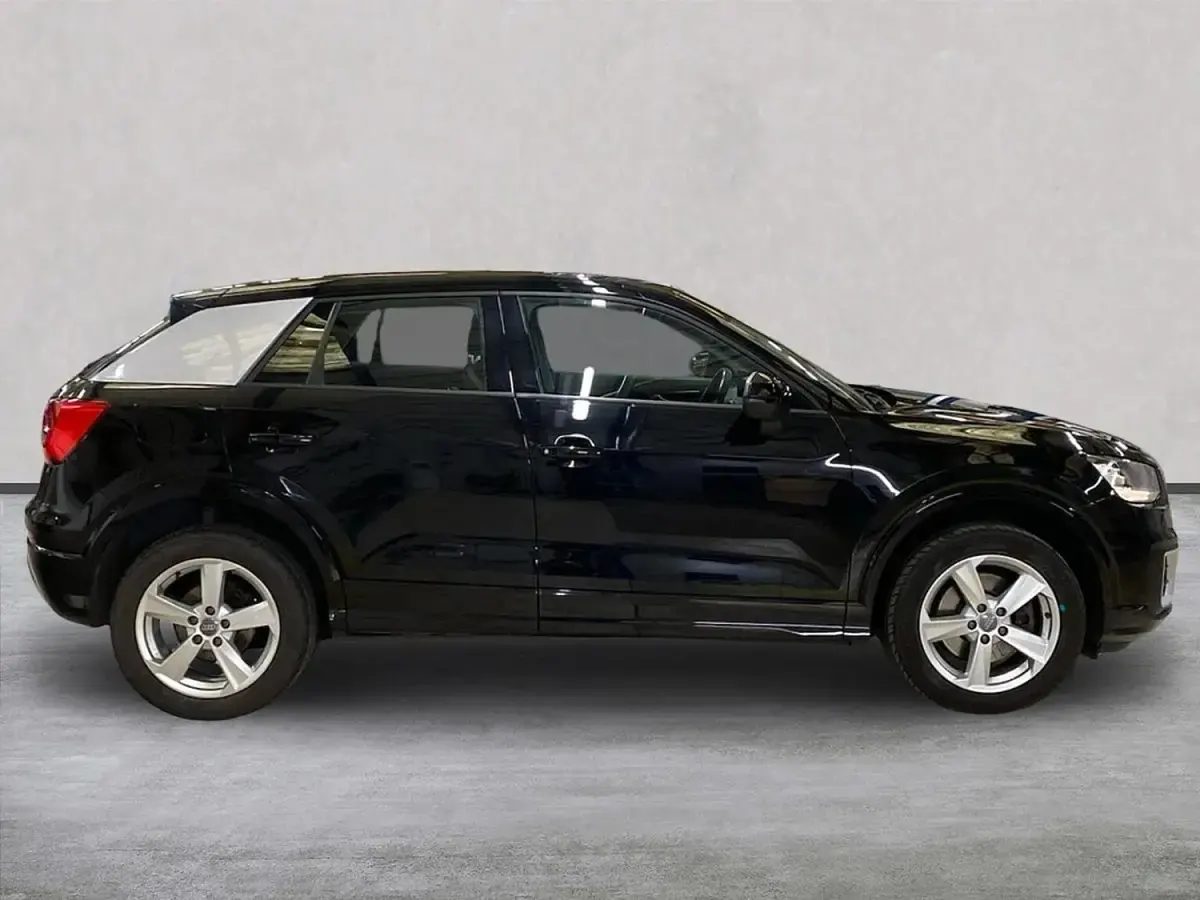 Usado Audi Q2 Sport 116 HP (85 kW) 2018 Preto SUV