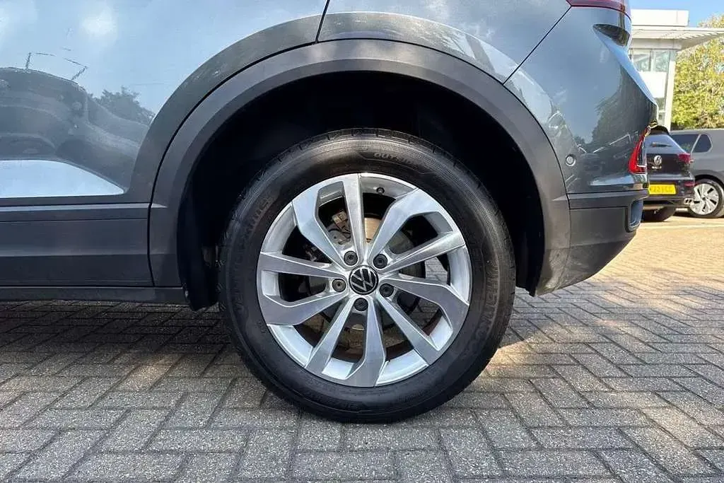 Used VW T-Roc Match 110 HP (80 kW) 2024 Grey SUV