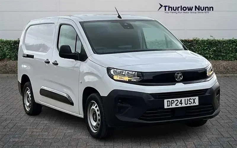 Used Vauxhall Combo S 102 HP (75 kW) 2024 MPV