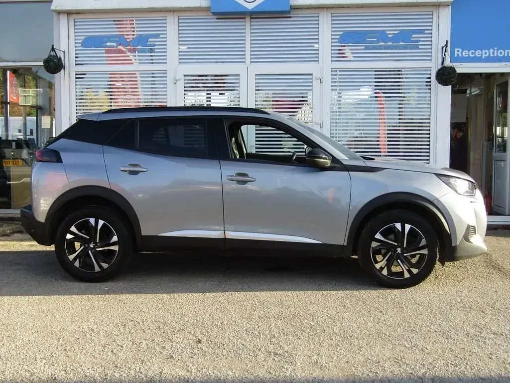 Second-hand Peugeot 2008 Allure+ 100 CP (73 kW) 2023 Gri SUV