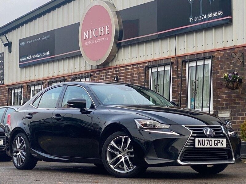 Black Used 2020 Lexus IS300h Sedan | £14,790 (Fair price) - Image 1/4