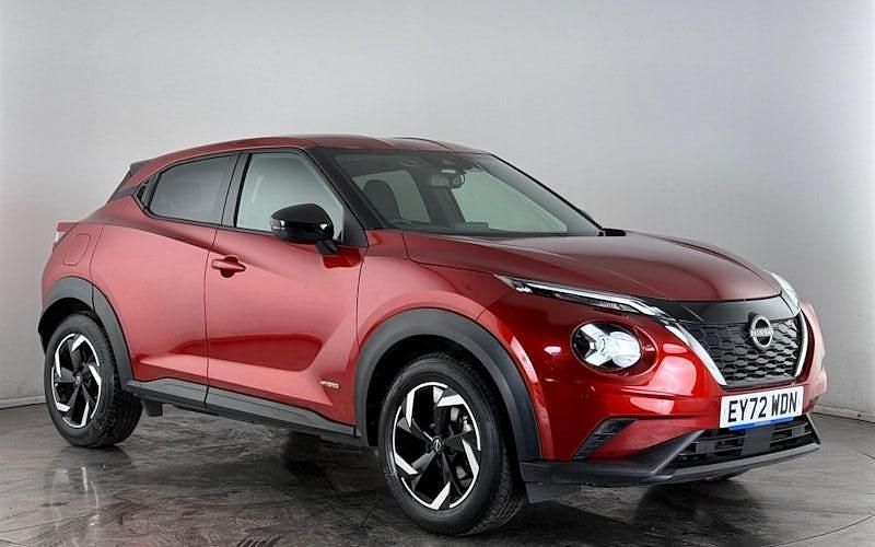 Used Nissan Juke N-Connecta 143 HP (105 kW) 2023 Red SUV
