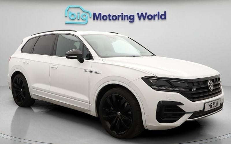 Used 2023 VW Touareg Black Edition SUV | £34,300 (Good price) - Image 1/4
