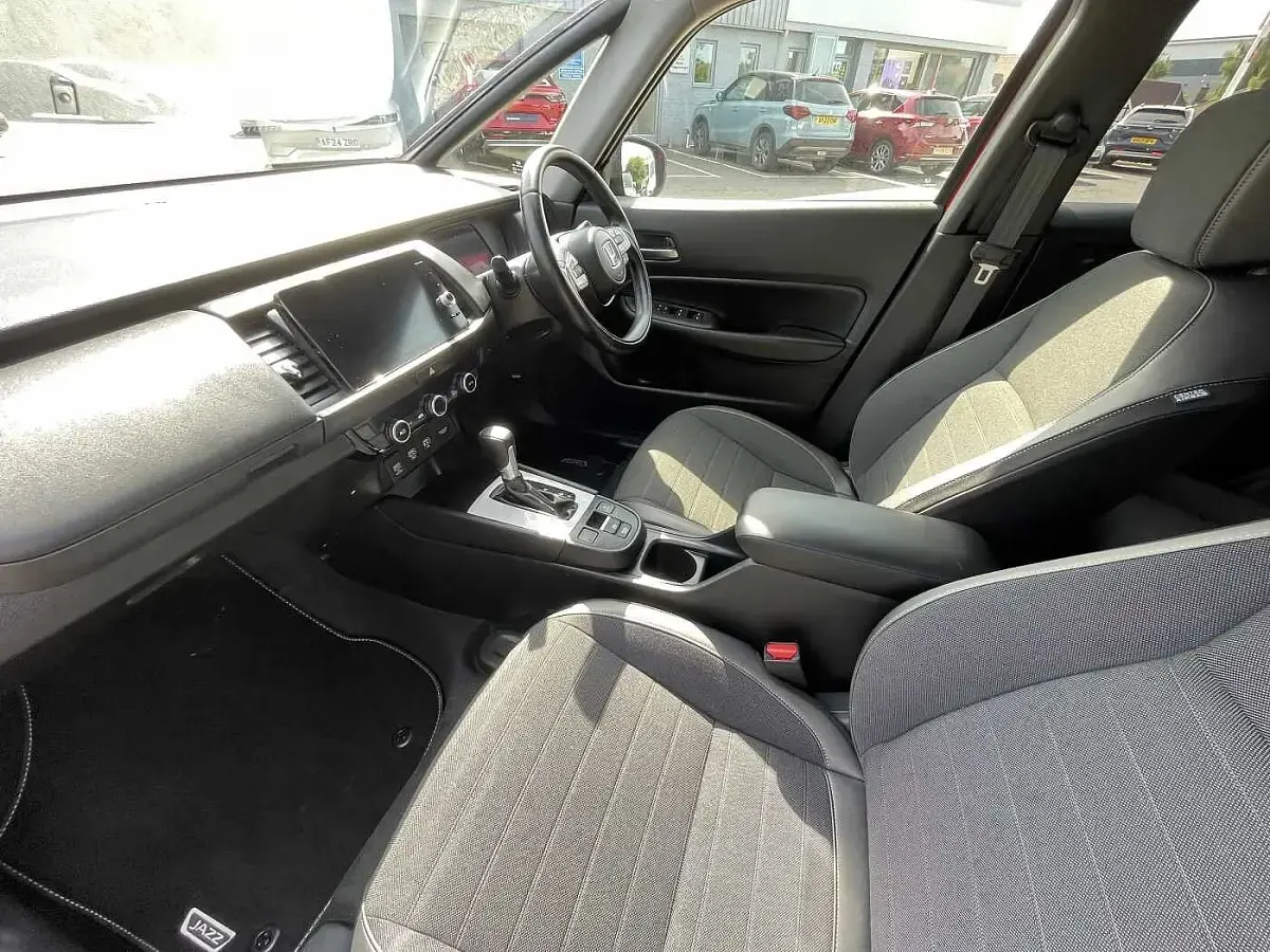 Used Honda Jazz Advance 122 HP (89 kW) 2023 Red Hatchback