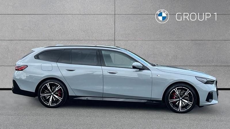 Used BMW 520 M Sport 208 HP (152 kW) 2025 Grey Estate
