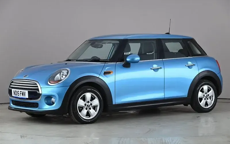 Used Mini Cooper Hatch 136 HP (100 kW) 2017 Hatchback