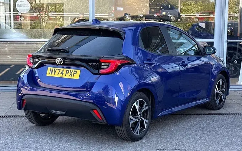 Used Toyota Yaris Hybrid Design 116 HP (85 kW) 2026 Hatchback