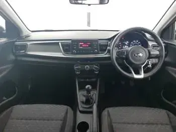 Używany Kia Rio 83 KM (61 kW) 2020 Czarny Hatchback