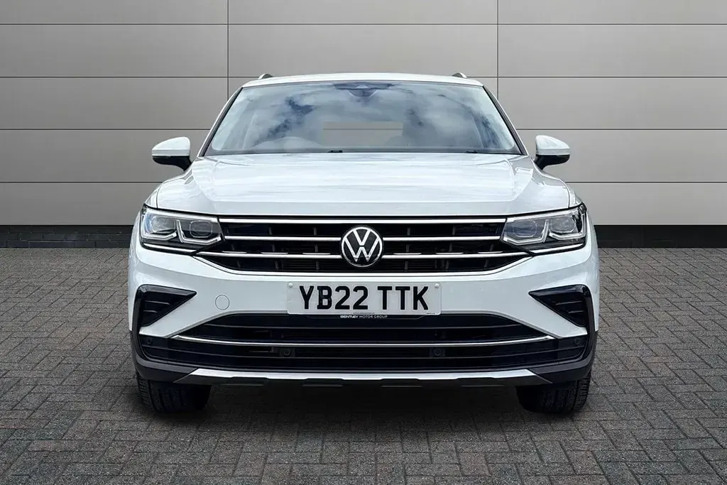 Used VW Tiguan Elegance 150 HP (110 kW) 2022 White SUV