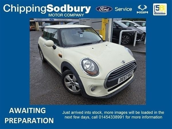 Pepper white Used 2017 Mini ONE Hatch Hatchback | £7,495 (Fair price) - Image 1/1