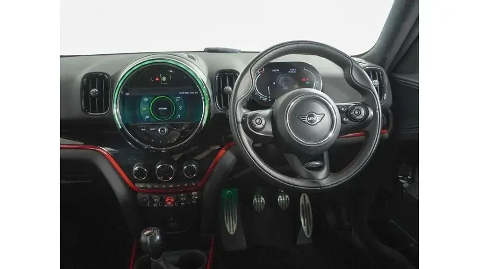 Used Mini Cooper Countryman Sport 136 HP (100 kW) 2020 Red SUV
