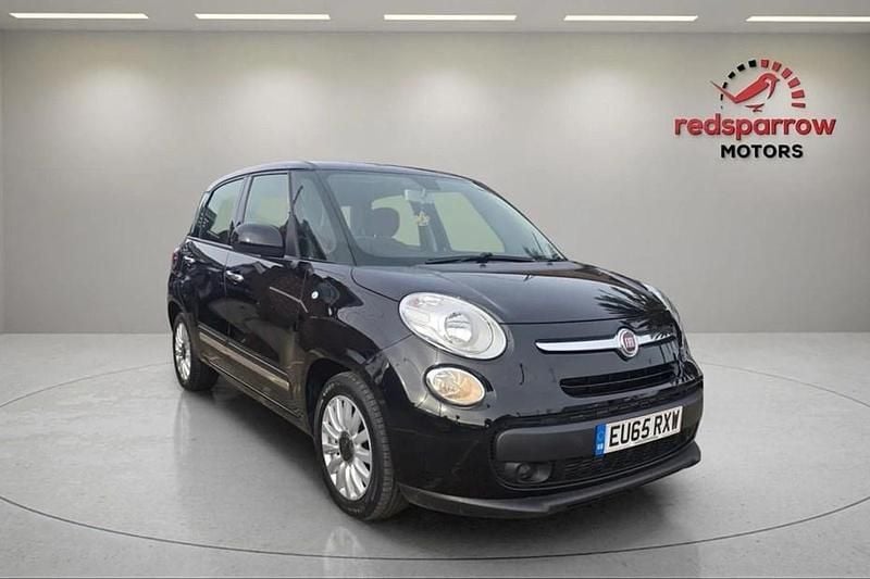 Black Used 2015 Fiat 500L Pop Star MPV | £6,999 (Fair price) - Image 1/1