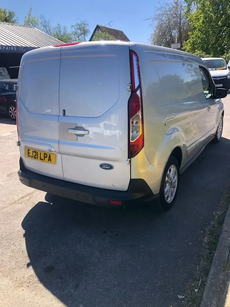 Second-hand Ford Transit Connect Limited 2021 Argintiu Monovolum