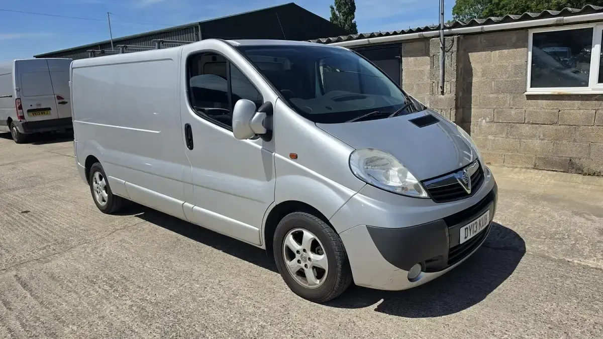 Used Vauxhall Vivaro Sportive 2013 Silver MPV
