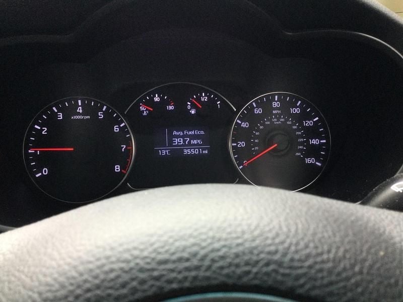 Used Kia Carens 135 HP (99 kW) 2018 Black MPV