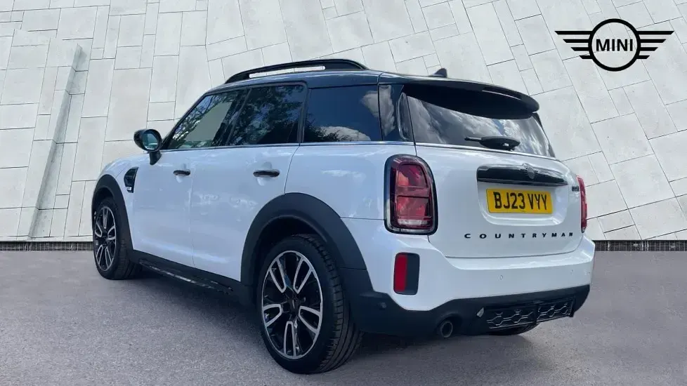 Used Mini Cooper Countryman Sport 134 HP (98 kW) 2023 White SUV