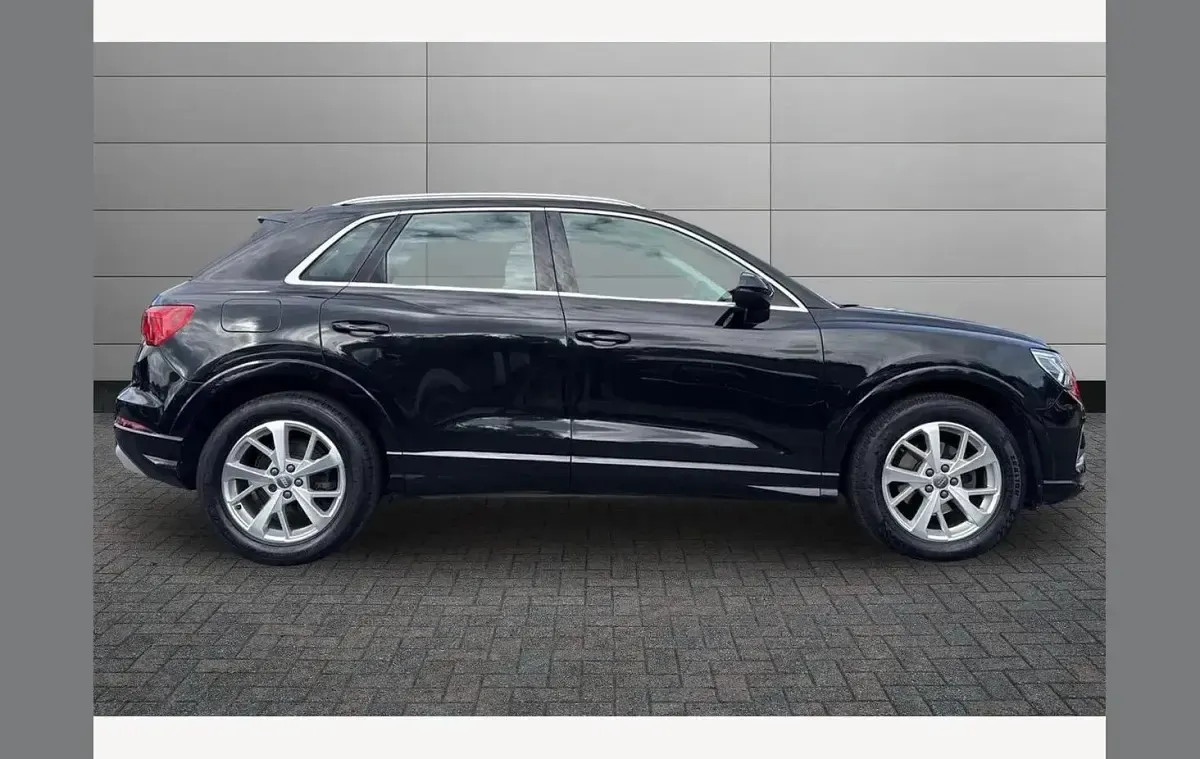 Used Audi Q3 Sport 150 HP (110 kW) 2019 Black SUV