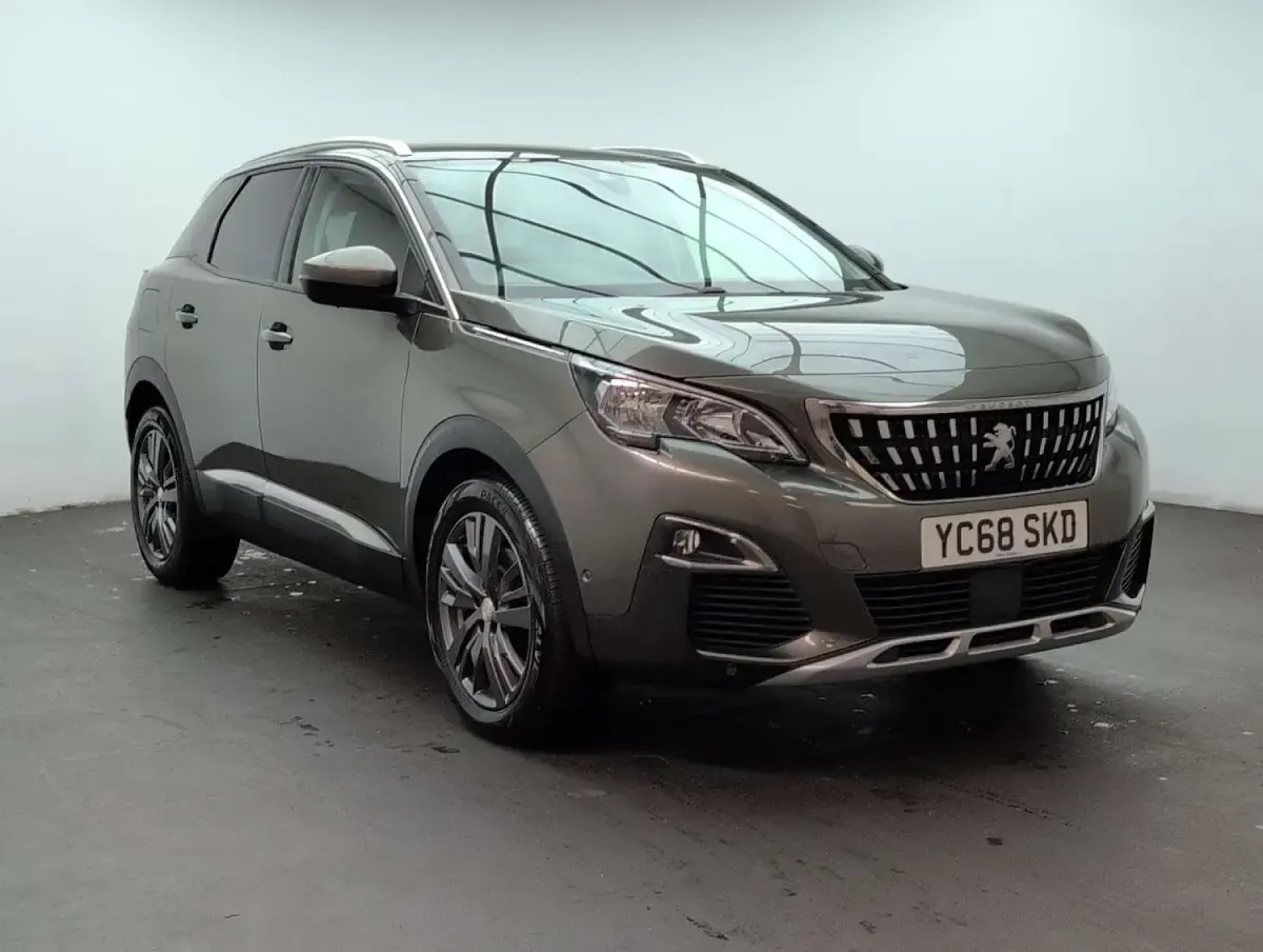 Used Peugeot 3008 Allure 130 HP (95 kW) 2018 Grey SUV
