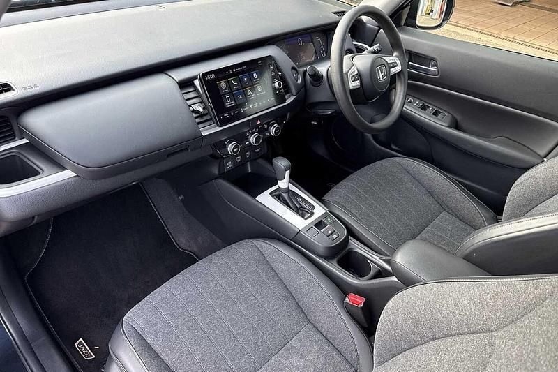 Used Honda Jazz Hybrid 109 HP (80 kW) 2023 Midnight blue beam Hatchback