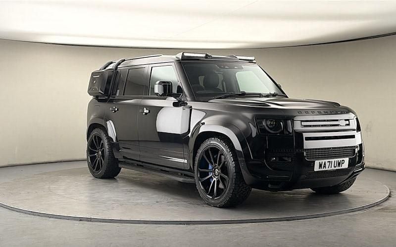 Usado Land Rover Defender SE Dynamic 404 HP (297 kW) 2023 SUV