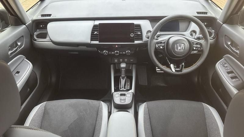 New Honda Jazz Advance 122 HP (89 kW) 2025 Black Hatchback