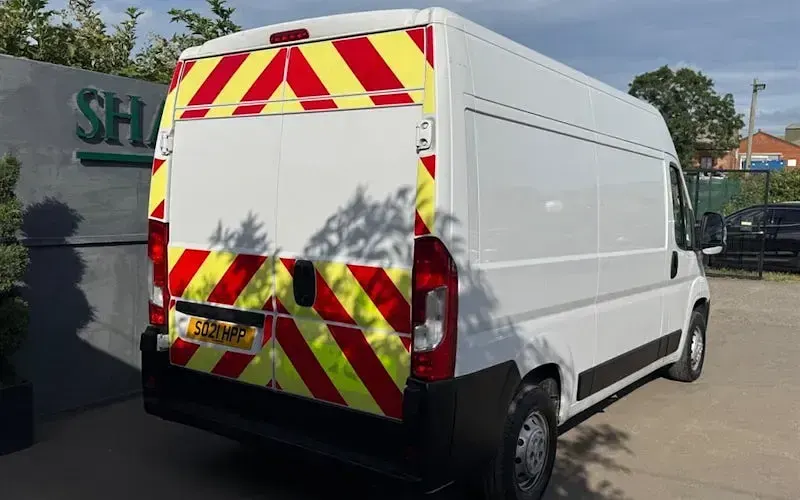 Used Peugeot Boxer 140 HP (102 kW) 2021 White Van