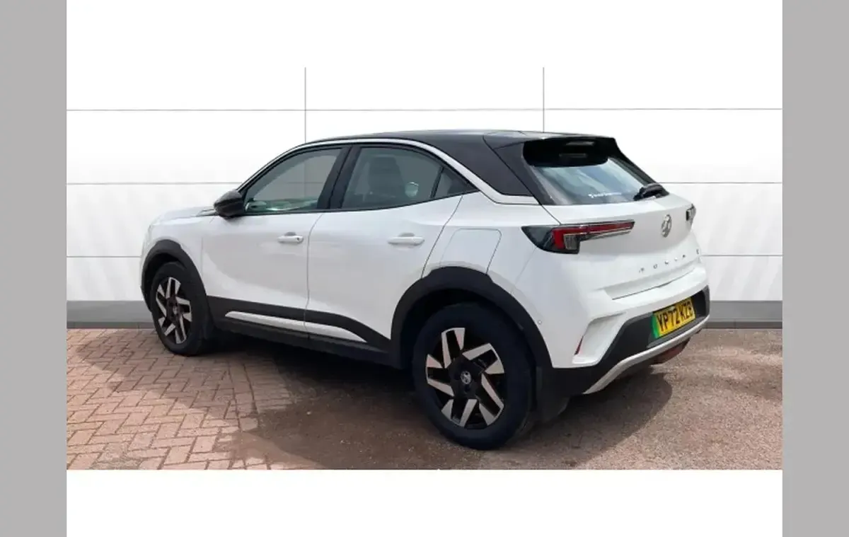 Used Vauxhall Mokka Elite 100 kW (136 HP) 2022 White SUV