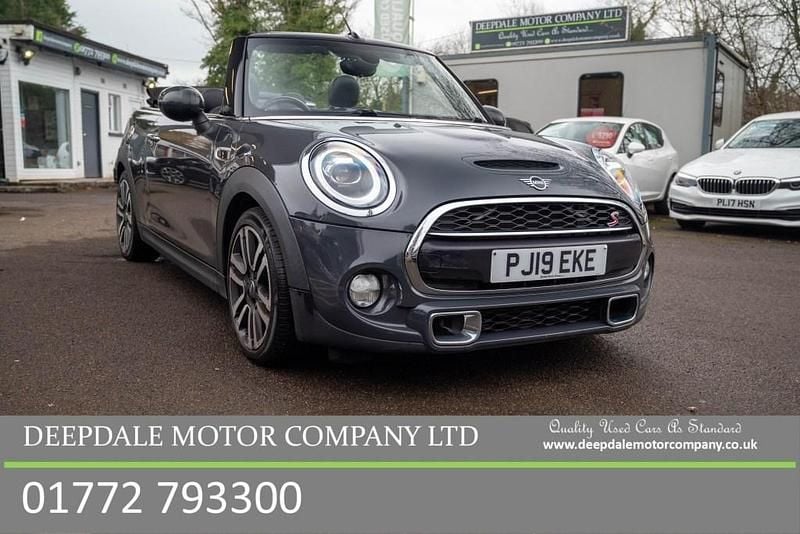 Grey Used 2019 Mini Cooper S Cabriolet Exclusive Cabriolet | £12,490 (Good price) - Image 1/4