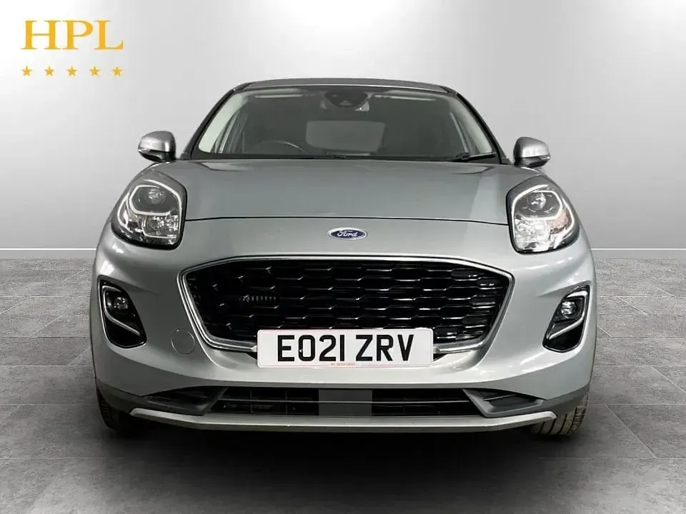 Usado Ford Puma Titanium 125 HP (91 kW) 2021 Prateado SUV