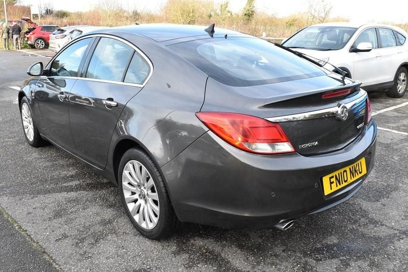 Used Vauxhall Insignia Elite 160 HP (117 kW) 2010 Grey Hatchback