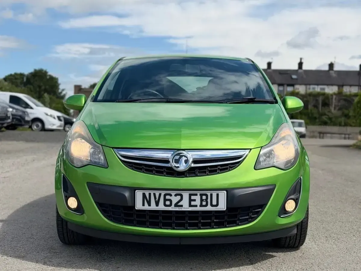 Used Vauxhall Corsa 2013 Green Hatchback