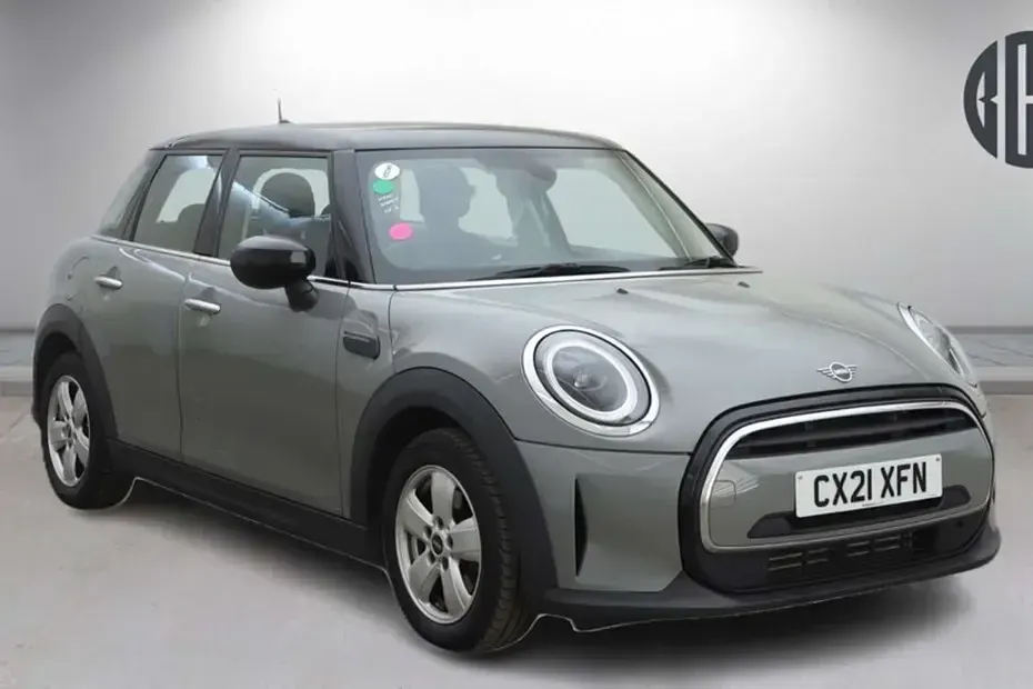 Begagnad Mini Cooper Classic 2021 Grå Halvkombi