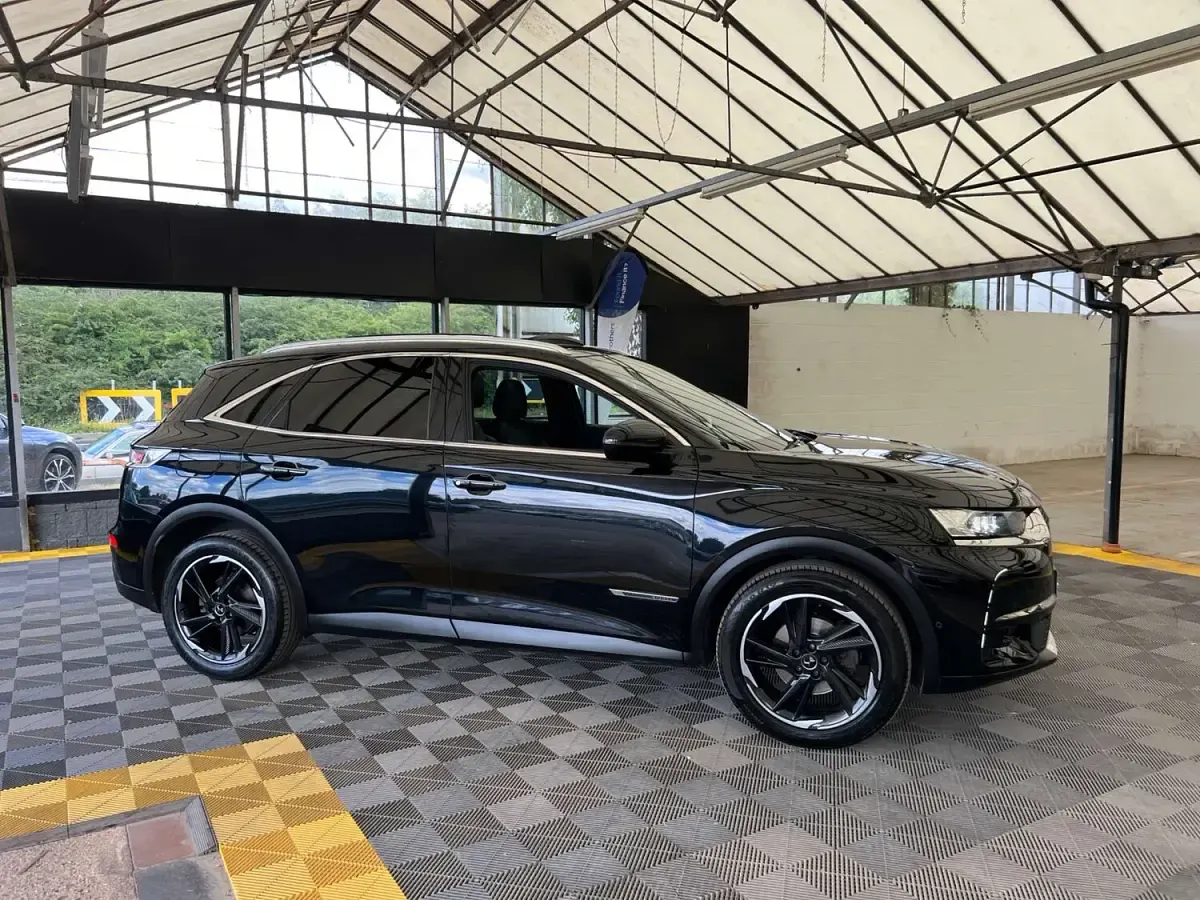 Used DS Automobiles DS7 Crossback Prestige 2019 Black SUV