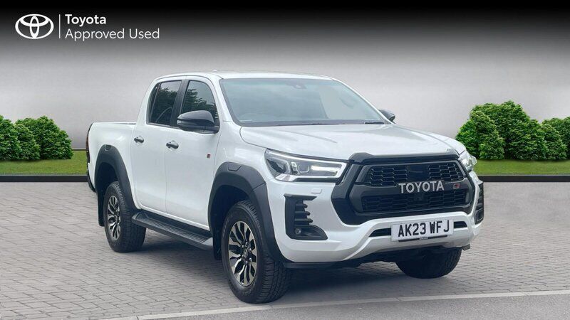 Platinum white pearl Used 2023 Toyota HiLux Sport Pickup | £37,490 (Fair price) - Image 1/4