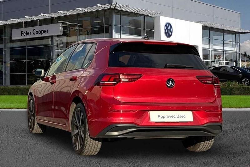 Used VW Golf VIII Match 150 HP (110 kW) 2025 Red Hatchback