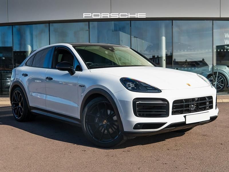 Used Porsche Cayenne Platinum Edition 2023 White SUV