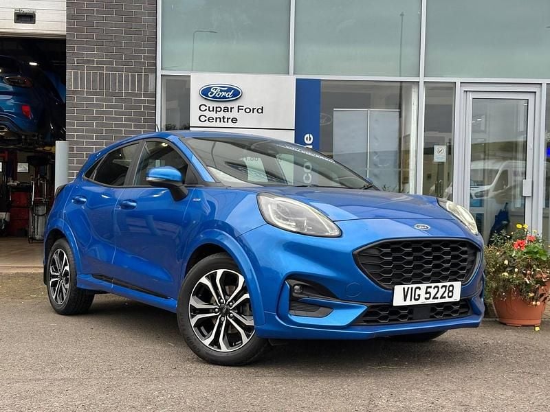 Desert island blue Used 2021 Ford Puma Gen-E ST-Line Hatchback | £12,995 (Fair price) - Image 1/3