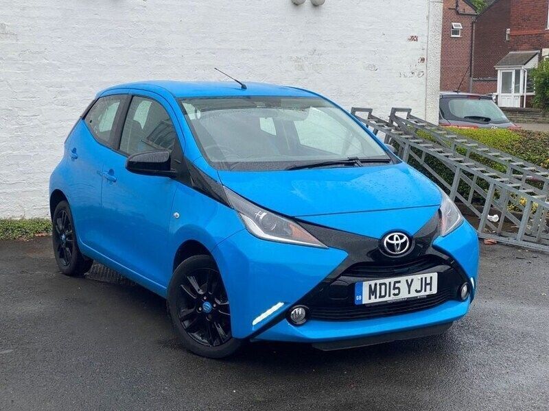 Blue Used 2015 Toyota Aygo X-cite Hatchback | £5,495 (Fair price) - Image 1/4