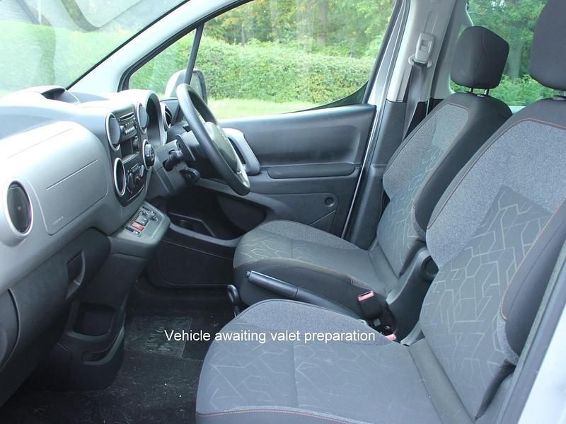 Used Peugeot TePee Active 100 HP (73 kW) 2017 Silver