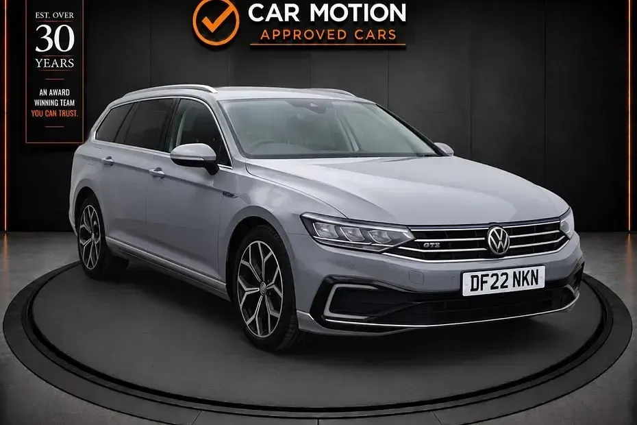 Used VW Passat GTE 218 HP (160 kW) 2022 Grey Estate