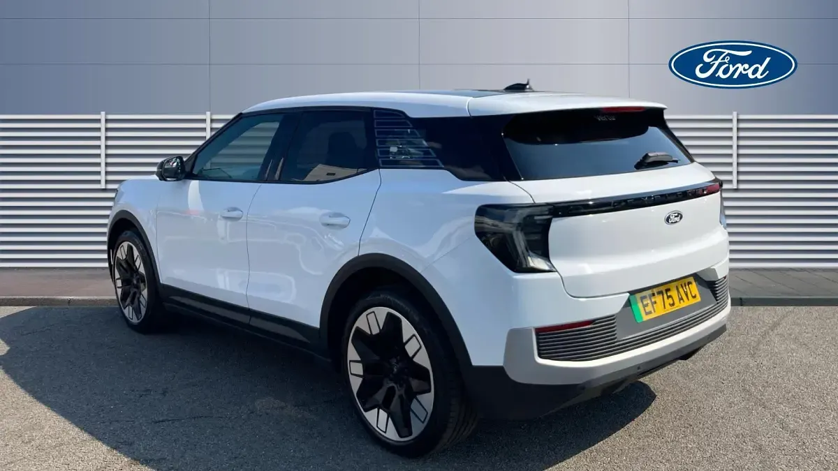 Used Ford Explorer Premium 250 kW (340 HP) 2025 White SUV